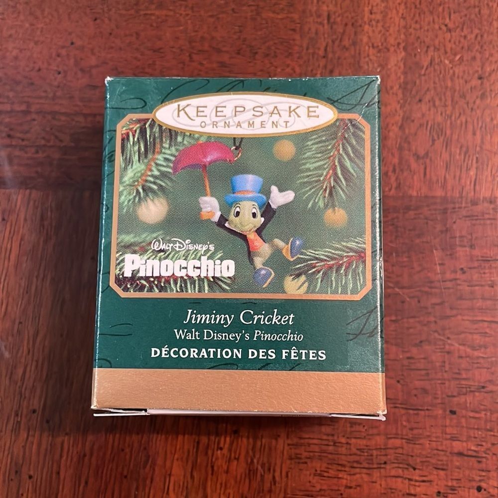 Hallmark Walt Disney Jiminy Cricket from Pinocchio New Miniature Collection